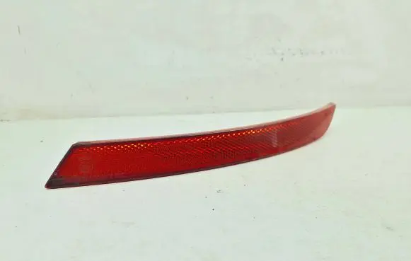 Rear tail light reflector