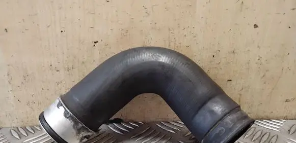 Volkswagen Polo IV 9N3 Intercooler hose/pipe