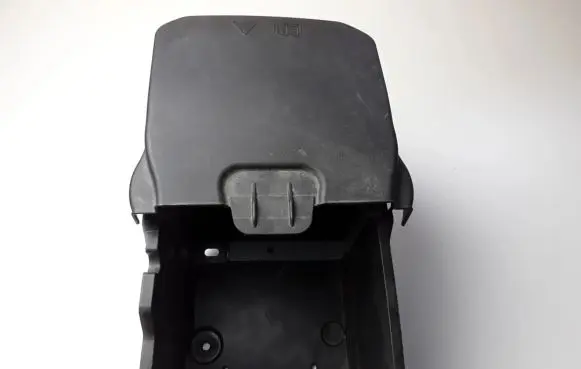 Ford Kuga II Battery bracket DV6110A659AA