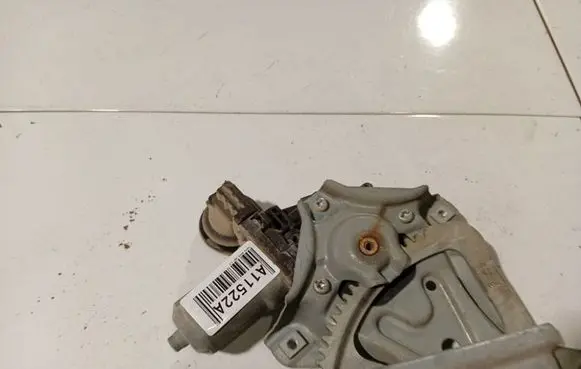 Toyota Auris 150 Rear door window regulator motor 857100D100
