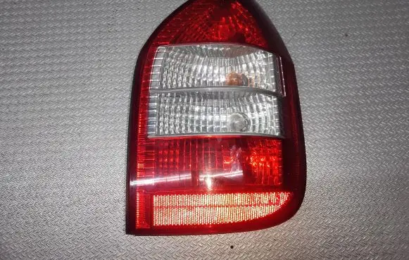 Opel Zafira A Rear/tail lights