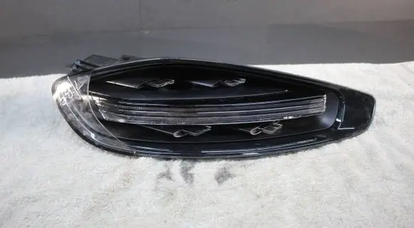 Porsche Cayman 982 Rear/tail lights 90093671B 9P0945095B 98263150