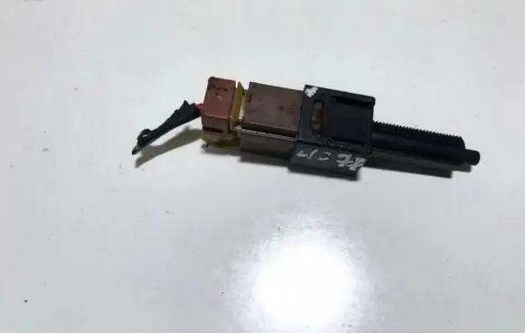 Nissan Almera N16 Brake pedal sensor switch