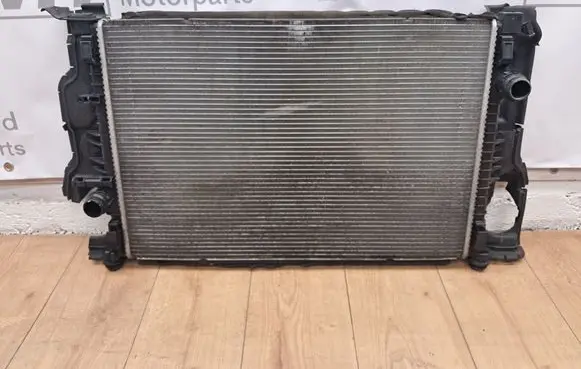 Volvo V60 Coolant radiator 31383123 31383125