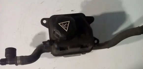 BMW 7 F01 F02 F03 F04 Other engine part 17137592472