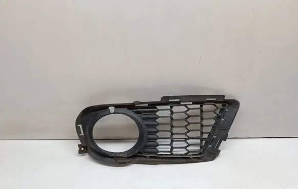 BMW 3 E92 E93 Front fog light trim/grill 8038935 51118038935
