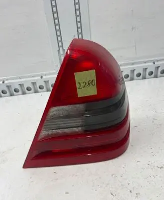 Mercedes-Benz C W202 Rear/tail lights 2028201264 3301520514
