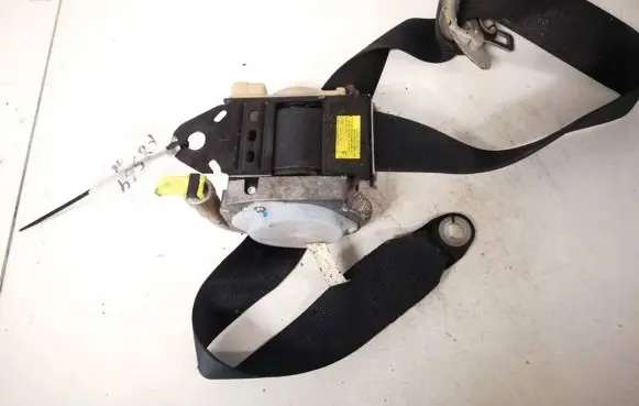 Toyota Avensis T250 Front seatbelt 7322005050 73220-05050