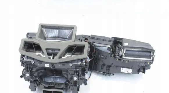 BMW M8 F91 F92 G14 G15 Interior heater climate box assembly 5A328B8