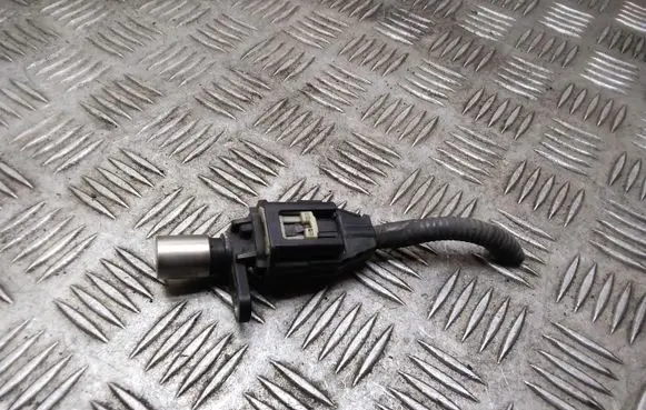 Toyota Avensis T250 Crankshaft position sensor 9091905042 0296001010