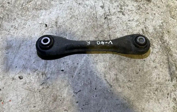 Volvo V40 Rear control arm