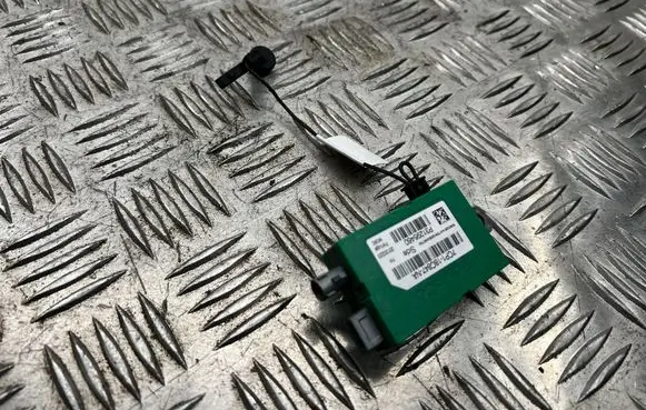 Ford Mondeo MK IV Aerial antenna amplifier 7CP118C847NA 7CP118C847