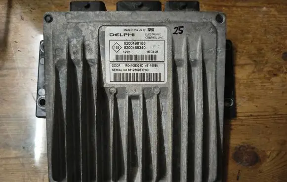 Renault Scenic II - Grand scenic II Engine control unit/module 8200498188 8200469340 R0410B024D