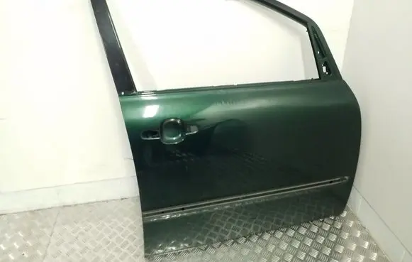 Door (2 Door Coupe)