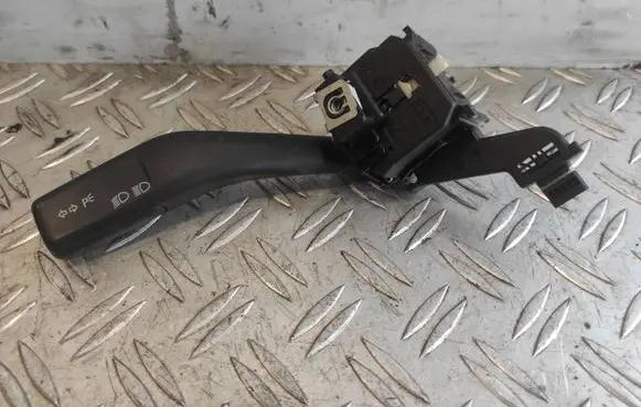 Audi A3 S3 8P Indicator stalk 1K0953513 01103500 10330040085939