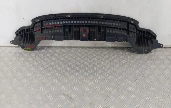 Front bumper skid plate/under tray