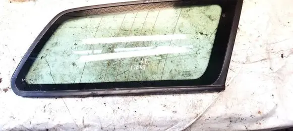 Volvo V50 Rear side window