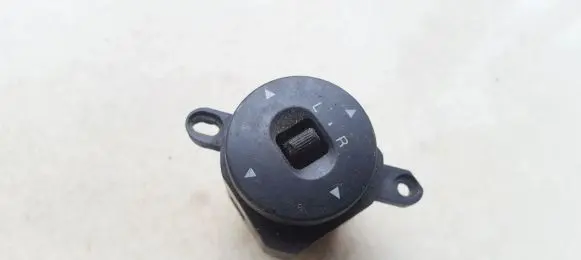 Mazda 626 Wing mirror switch