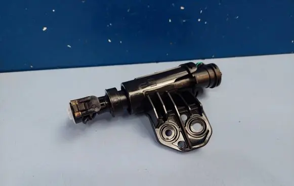 Hyundai Tucson TL Headlight washer spray nozzle 98671D7000