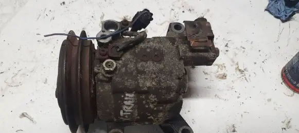 Nissan X-Trail T30 Air conditioning (A/C) compressor (pump) DKV92600