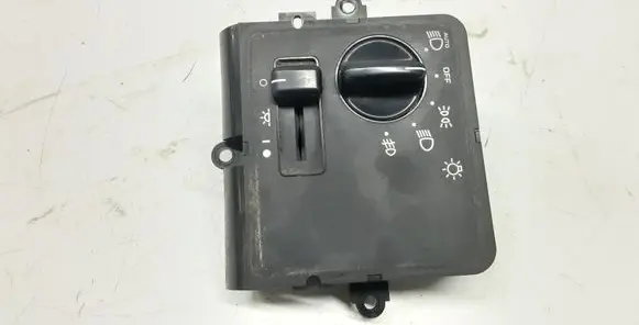Jeep Cherokee Light switch