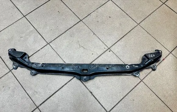 BMW 5 E60 E61 Top upper radiator support slam panel 7163462 17992010 020609