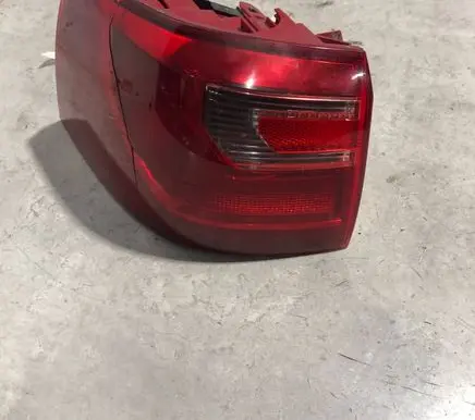 Seat Alhambra (Mk2) Rear/tail lights 7N5945095H