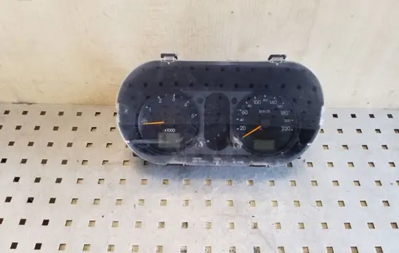 Ford Fusion Speedometer (instrument cluster) 2S6F10849