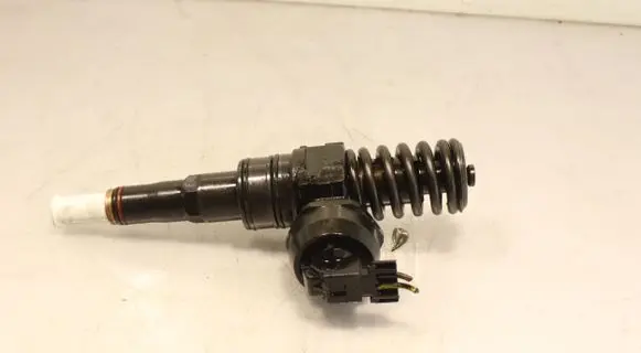 Audi A3 S3 8P Fuel injector 0414720215