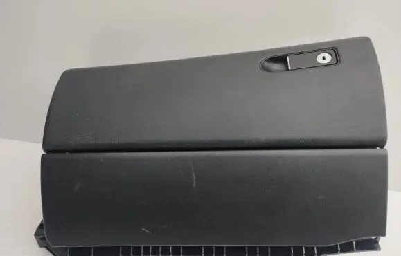 Mercedes-Benz CLS C218 X218 Glove box A2186800191
