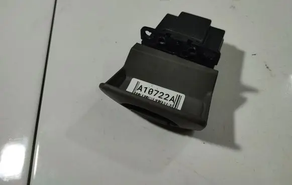 Renault Scenic II - Grand scenic II Hand parking brake switch 8200270265A