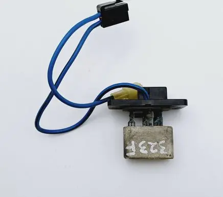 Mazda 323 F Heater blower motor/fan resistor