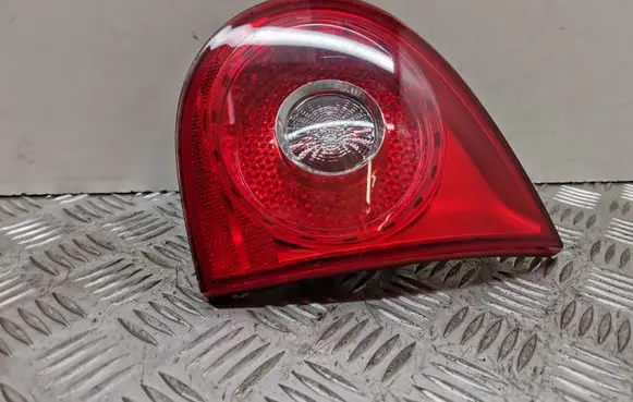 Volkswagen Golf V Tailgate rear/tail lights 1K6945094F