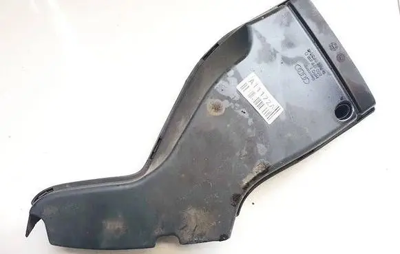 Audi A4 S4 B6 8E 8H Air intake hose/pipe 8E0129618D