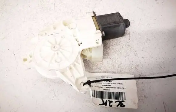 Mercedes-Benz ML W166 Rear door window regulator motor A1669060601 0130822756