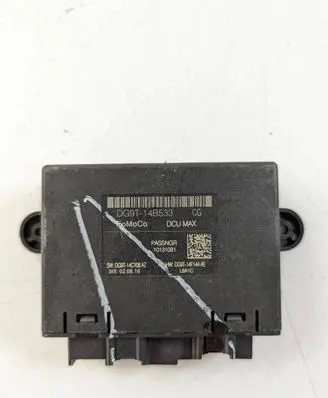 Ford Fusion II Door control unit/module DG9T14F144AE DG9T14F144 10131081