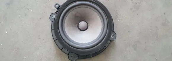 Hyundai i20 (PB PBT) Front door high frequency speaker 963301J000