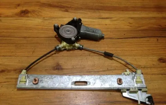 Mazda Tribute Sliding door window regulator with motor cm091110b ay262100-0331