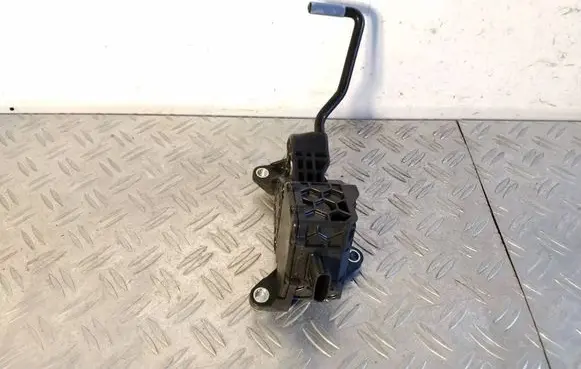 Toyota RAV 4 (XA50) Accelerator throttle pedal 7811033140