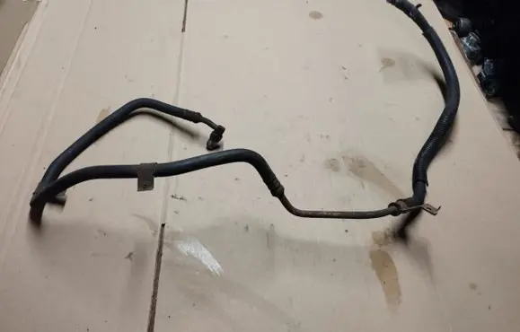 Ford Taurus Power steering hose/pipe/line