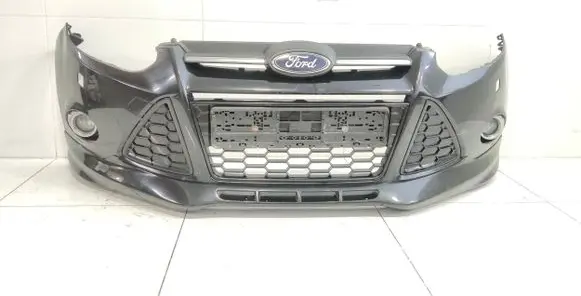 Ford Focus Front bumper BM5117757A