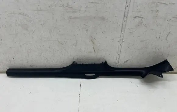 Skoda Octavia Mk4 Other sill/pillar trim element 5E3853372