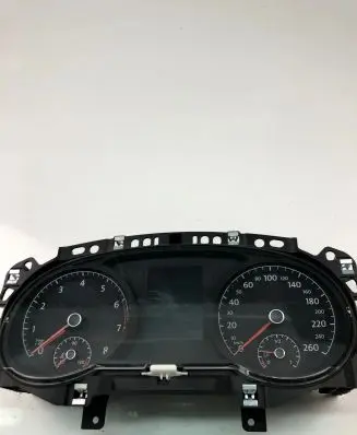 Volkswagen Golf VII Speedometer (instrument cluster) 5G1920740B