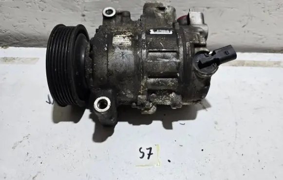 Volkswagen Golf VI Air conditioning (A/C) compressor (pump) 5N0820803f 4471503373 6SEU14C