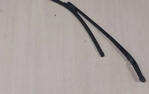 Audi Q7 4L Front wiper blade arm 4L1955407