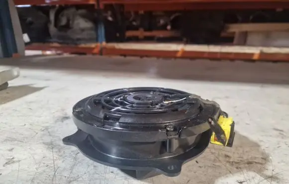Alfa Romeo 147 Front door speaker 46745350