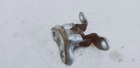 Toyota Auris 150 Rear door upper hinge