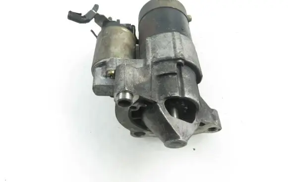 Peugeot 406 Starter motor M000T85381