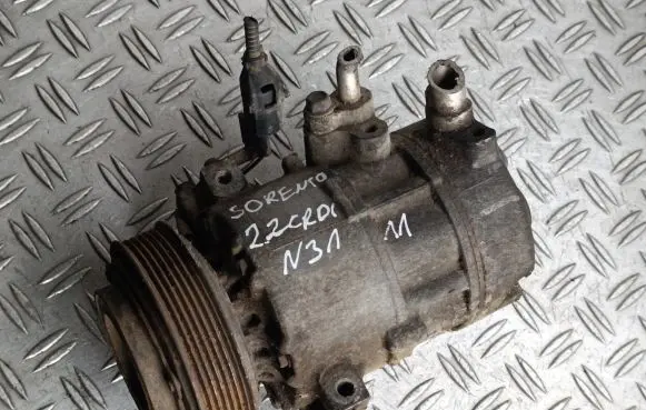 KIA Sorento Air conditioning (A/C) compressor (pump)