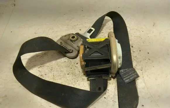 Toyota Corolla E120 E130 Front seatbelt teab2ef041p